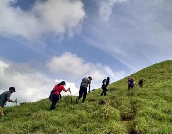 4 Days Sirimon Route – Climbing Mt Kenya